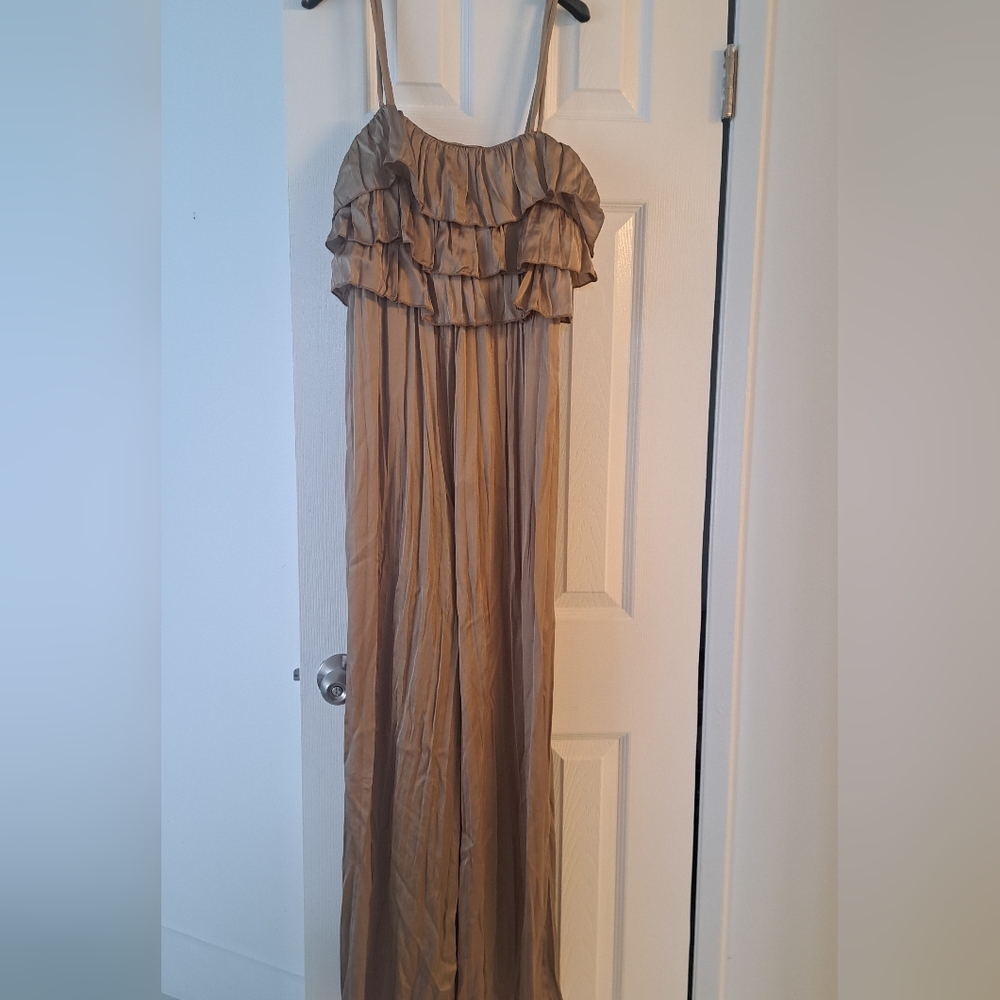 Bellos - Picture 2 of 2